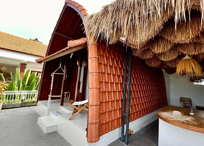 Shortcut Breeze Guest House